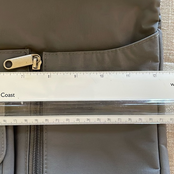 Magellan’s VaultPro crossbody Gateway Grade Bag Organizer Travel Bag Organizer - Picture 8 of 9